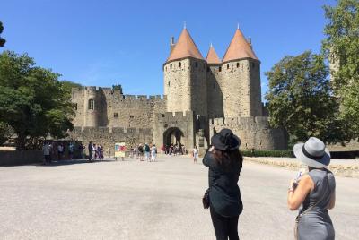 Excursión privada de un día: Cité de Carcassonne y los castillos de Lastours. Desde Toulouse