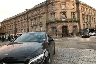 Taxi privado conductor Aeropuerto Basilea-Mulhouse-Friburgo Estrasburgo (EAP)