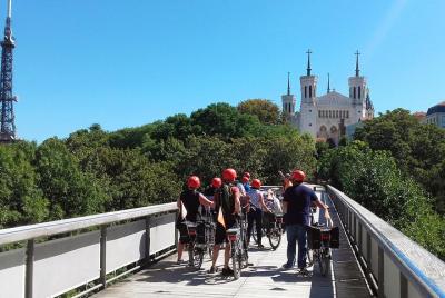 Excursión en bicicleta eléctrica por Lyon con degustación de comida Excursión en bicicleta eléctrica por Lyon con degustación de comida