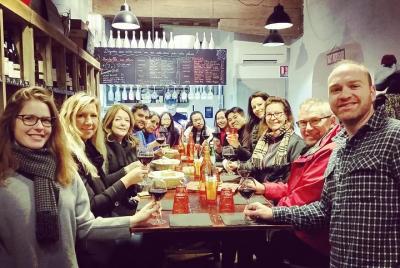 Recorrido gastronómico a pie de medio día por el casco antiguo de Lyon con especialidades locales degustación y almuerzo Recorrido gastronómico a pie de medio día por el casco antiguo de Lyon con especialidades locales degustación y almuerzo