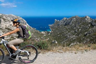 Excursión por la costa de Marsella: parque nacional de Calanques en bicicleta eléctrica de montaña Excursión por la costa de Marsella: parque nacional de Calanques en bicicleta eléctrica de montaña