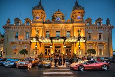 Mónaco y Monte Carlo por la noche Mónaco y Monte Carlo por la noche