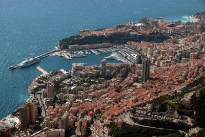Tour para explorar la Riviera Francesa para grupos pequeños desde Niza Tour para explorar la Riviera Francesa para grupos pequeños desde Niza