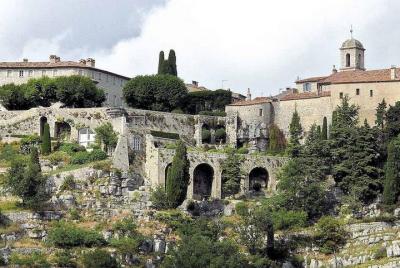 Excursión de día completo para grupos pequeños a los pueblos medievales de la Riviera Francesa desde Niza Excursión de día completo para grupos pequeños a los pueblos medievales de la Riviera Francesa desde Niza