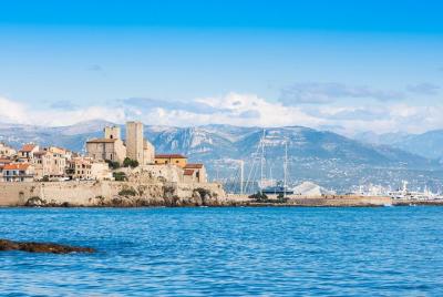 Excursión de medio día para grupos pequeños a Cannes y Antibes desde Niza Excursión de medio día para grupos pequeños a Cannes y Antibes desde Niza