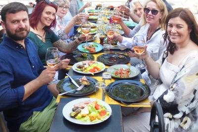 Tour gastronómico a pie de medio día en Niza con almuerzo Tour gastronómico a pie de medio día en Niza con almuerzo