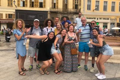 Tour gastronómico a pie de medio día por la tarde con cena Tour gastronómico a pie de medio día por la tarde con cena