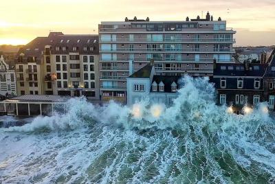 Excursión en minicar con conductor desde Rennes: St-Malo, Cap Fréhel y Dinan