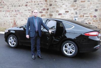 Conductor privado en Bretaña. Conductor privado Francia. частный водитель во Франции