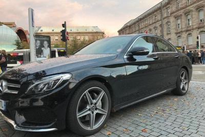 Taxi Conductor privado Aeropuerto de Baden-Baden-Karlsruhe (FKB) - Estrasburgo Taxi Conductor privado Aeropuerto de Baden-Baden-Karlsruhe (FKB) - Estrasburgo