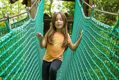 Día del parque natural (animales, redes colgantes, jardines, camino descalzo ...)