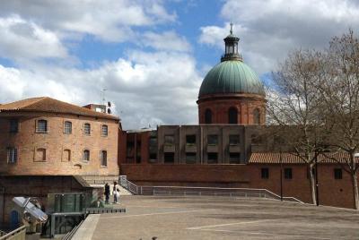 Recorrido a pie por la histórica orilla izquierda de Toulouse Recorrido a pie por la histórica orilla izquierda de Toulouse