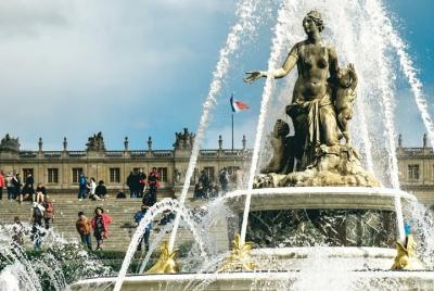 Tour privado: Palacio de Versalles, Jardines (entradas incluidas) Tour privado: Palacio de Versalles, Jardines (entradas incluidas)