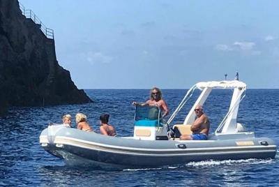 Tour exclusivo de la isla de Stromboli, paseo en barco con Pasqualo