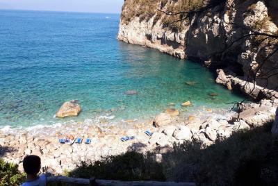 Traslado privado de Nápoles a la costa de Amalfi o viceversa