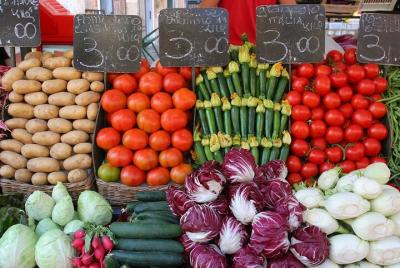 Dale un nombre a tu receta: visita al mercado de alimentos y taller con una Cesarina en Aosta Dale un nombre a tu receta: visita al mercado de alimentos y taller con una Cesarina en Aosta