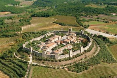 Día completo "Francigena Ways" en Chianti con almuerzo y bodegas Día completo