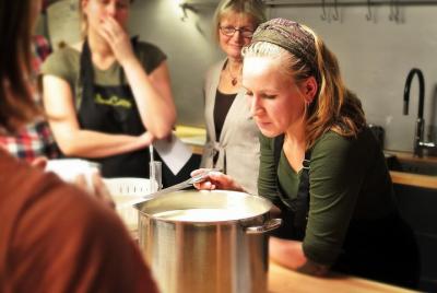 Pienza: clase de cocina en una granja. Descubre los platos tradicionales toscanos Pienza: clase de cocina en una granja. Descubre los platos tradicionales toscanos