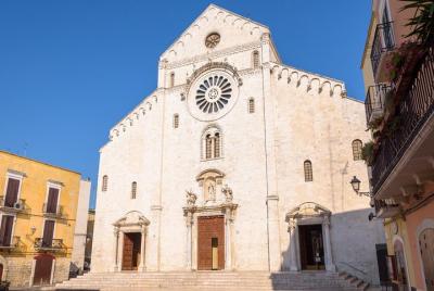 Discovery Walk autoguiado en Bari: los secretos locales del casco antiguo