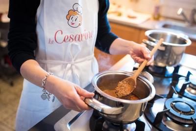 Clase de cocina privada en casa de un local con almuerzo o cena en Varenna Clase de cocina privada en casa de un local con almuerzo o cena en Varenna