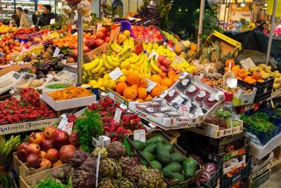 Visita al mercado y almuerzo o cena en la casa de un local en Bérgamo. Visita al mercado y almuerzo o cena en la casa de un local en Bérgamo.