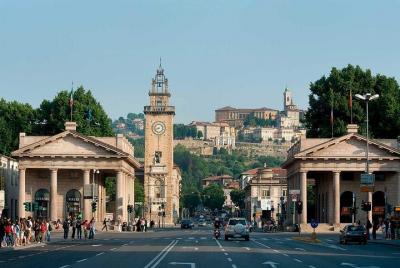 La Ciudad Baja de Bérgamo: visita a pie privada con un guía. La Ciudad Baja de Bérgamo: visita a pie privada con un guía.