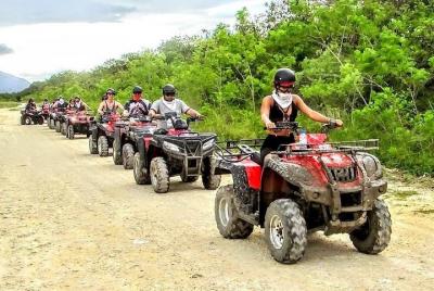 Tour privado de 3 horas en ATV por Puerto Plata Tour privado de 3 horas en ATV por Puerto Plata
