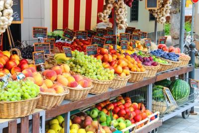 Visita al mercado de grupos pequeños y experiencia gastronómica en la casa de Cesarina en Brindisi Visita al mercado de grupos pequeños y experiencia gastronómica en la casa de Cesarina en Brindisi