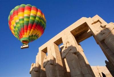 Experiencia privada de paseo en globo aerostático en Luxor
