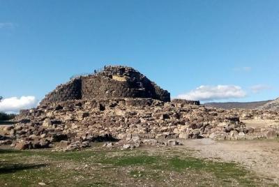 Entrada a Su Nuraxi, Casa Zapata Museo y Centro Giovanni Liliu en Barumini
