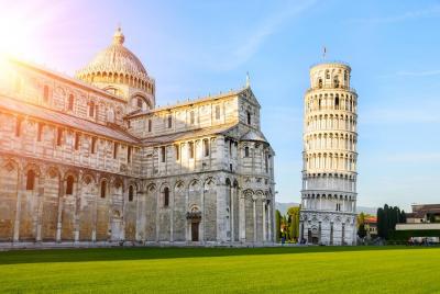 Excursión de medio día semiindependiente a Pisa en autobús desde Florencia Excursión de medio día semiindependiente a Pisa en autobús desde Florencia
