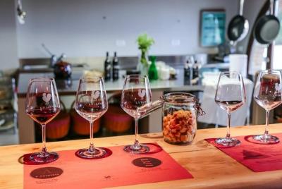 Degustación y visita a la Fattoria di Luiano. Degustación y visita a la Fattoria di Luiano.