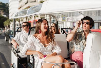 Tour experto de Málaga en tuk-tuk eléctrico Tour experto de Málaga en tuk-tuk eléctrico