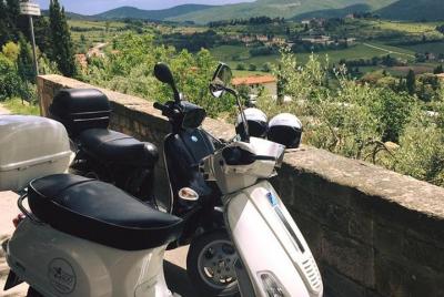 Tour privado de VESPA en Toscana desde Florencia