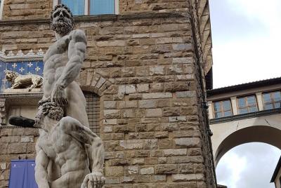 Tour privado del asesino en serie de Florencia: juego de exploración de la ciudad del terror