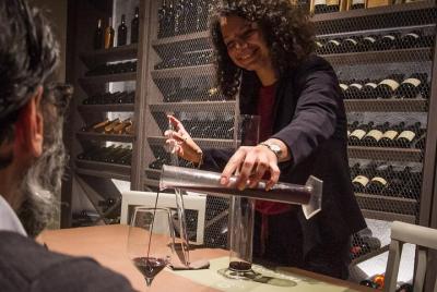 Experiencia de elaboración de vinos y cena gourmet en una bodega boutique en la Toscana Experiencia de elaboración de vinos y cena gourmet en una bodega boutique en la Toscana