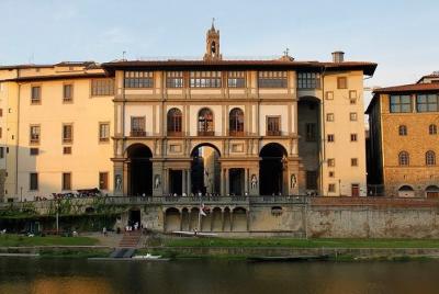 TOUR VIRTUAL: la Galería de los Uffizi en Florencia, todas las visitas obligadas y mucho más TOUR VIRTUAL: la Galería de los Uffizi en Florencia, todas las visitas obligadas y mucho más