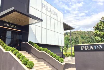 Tour de compras PRIVADO de medio día: The Mall GUCCI outlet Tour de compras PRIVADO de medio día: The Mall GUCCI outlet