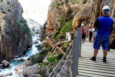 Recorrido privado a pie por el Caminito del Rey  Recorrido privado a pie por el Caminito del Rey