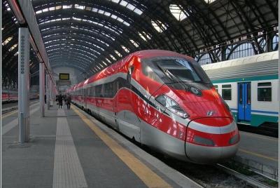 Traslado PRIVADO desde la estación de tren de Florencia (SMN) al hotel de la ciudad