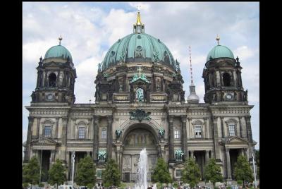 Vistas clásicas e historias ocultas de la isla de los museos de Berlín Recorrido en audio Vistas clásicas e historias ocultas de la isla de los museos de Berlín Recorrido en audio