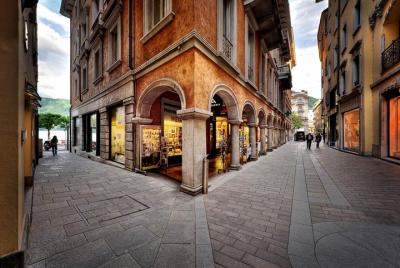 El mejor tour privado de día completo del lago de Lugano desde Como