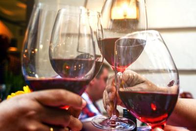 Un tour gastronómico privado en el lago de Lugano desde el lago de Como