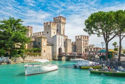 Sirmione: 1,5 horas en barco privado Isola Del Garda