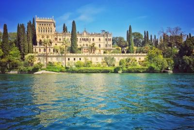 Paseo en bote por la isla de Garda desde Sirmione