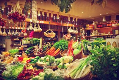 Tour de mercado para grupos pequeños y experiencia gastronómica en la casa de Cesarina en el lago Maggiore Tour de mercado para grupos pequeños y experiencia gastronómica en la casa de Cesarina en el lago Maggiore