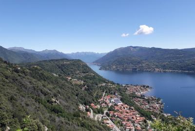 Tour y visita guiada de la isla de San Giulio o la isla del "silencio" Tour y visita guiada de la isla de San Giulio o la isla del