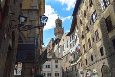 Excursión de un día desde el muelle de La Spezia: aspectos más destacados de Pisa y Lucca - tour privado Excursión de un día desde el muelle de La Spezia: aspectos más destacados de Pisa y Lucca - tour privado