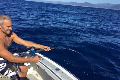 Trolling privado en alta mar en Levanto Trolling privado en alta mar en Levanto