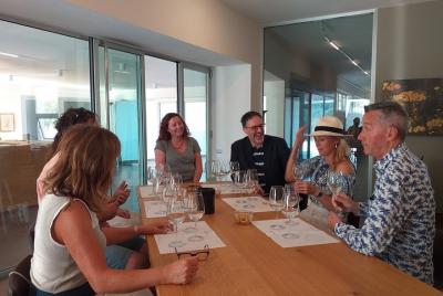 Excursión de todo el día por el vino y la comida de Salento Excursión de todo el día por el vino y la comida de Salento